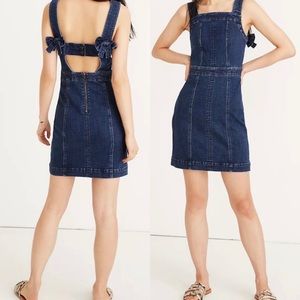 NWT Madewell Size 6 Bow Back Apron Denim Dress ❤️